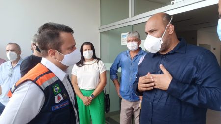 Almenara recebe comitiva federal que está visitando região afetada pelas enchentes