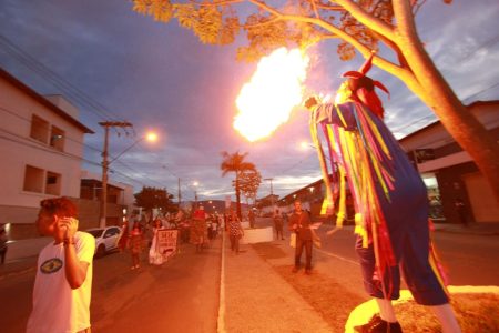 Almenara recebe o Sesc nas Festas Populares