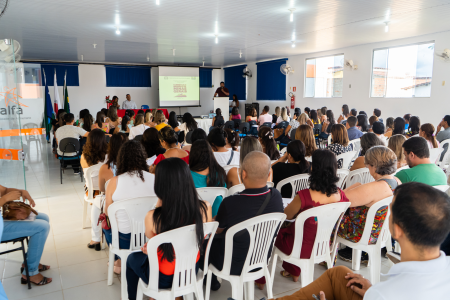 Secretaria Municipal de Educação promove o Currículo Referência de Minas Gerais