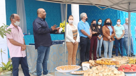 Prefeitura de Almenara realiza homenagem aos pais